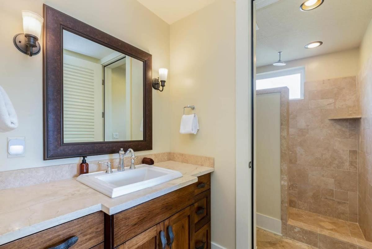 Beautiful Poolside Villa Open Layout With Pool Fitness And Beach Access Koloa Exterior foto